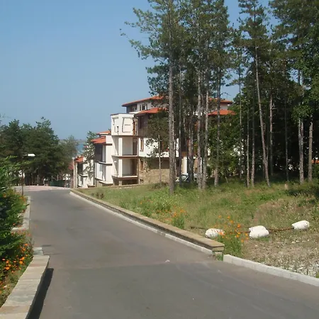 трёхкомнатные роскошные у моря в санта марина *