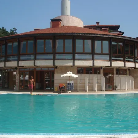 трёхкомнатные роскошные у моря в санта марина * סוזופול