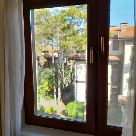 трёхкомнатные роскошные у моря в санта марина דירה