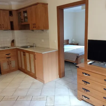 трёхкомнатные роскошные у моря в санта марина דירה *