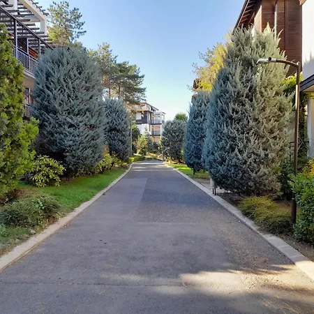 трёхкомнатные роскошные у моря в санта марина Apartment