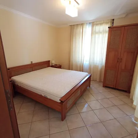 трёхкомнатные роскошные у моря в санта марина Apartment *