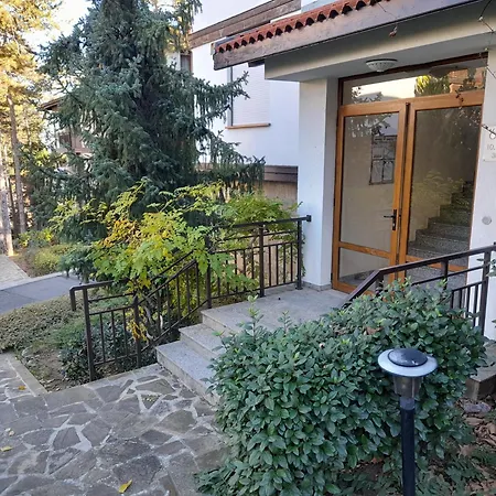 трёхкомнатные роскошные у моря в санта марина Apartment *