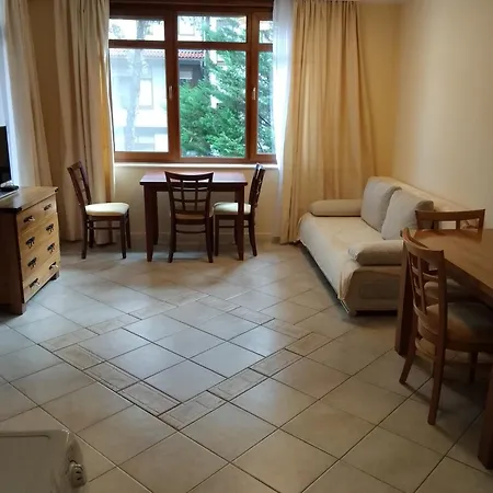 трёхкомнатные роскошные у моря в санта марина Apartment